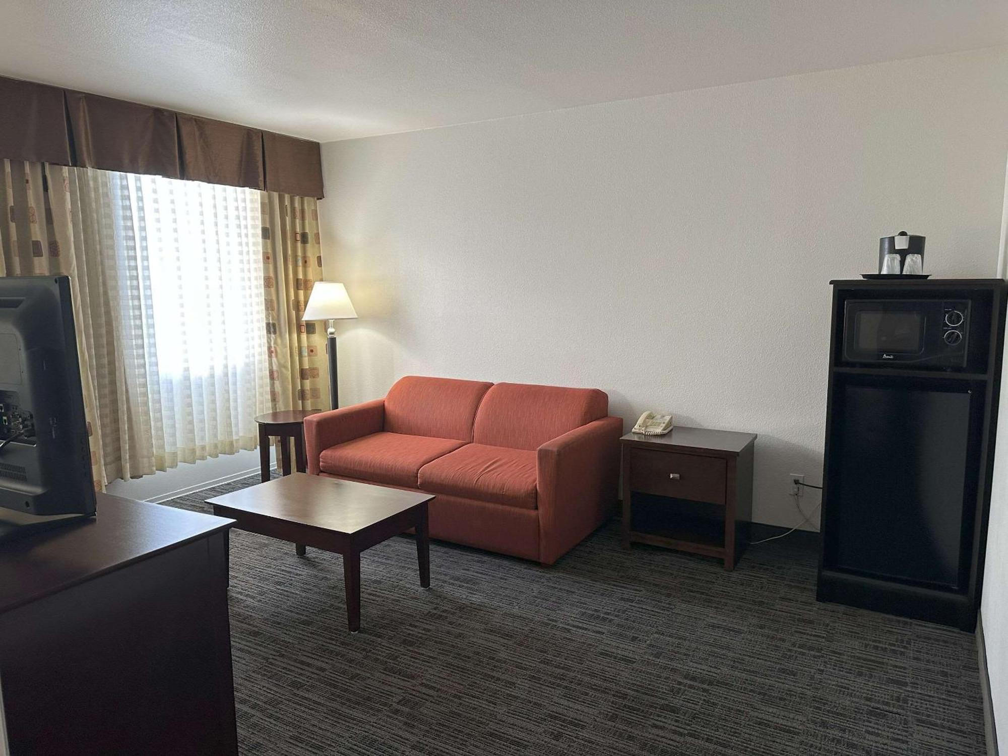 Quality Inn & Suites Everett Exteriör bild